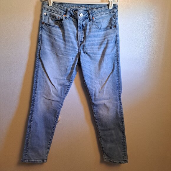 American Eagle AirFlex+ Distressed Light Wash Denim Jeans - Picture 4 of 9